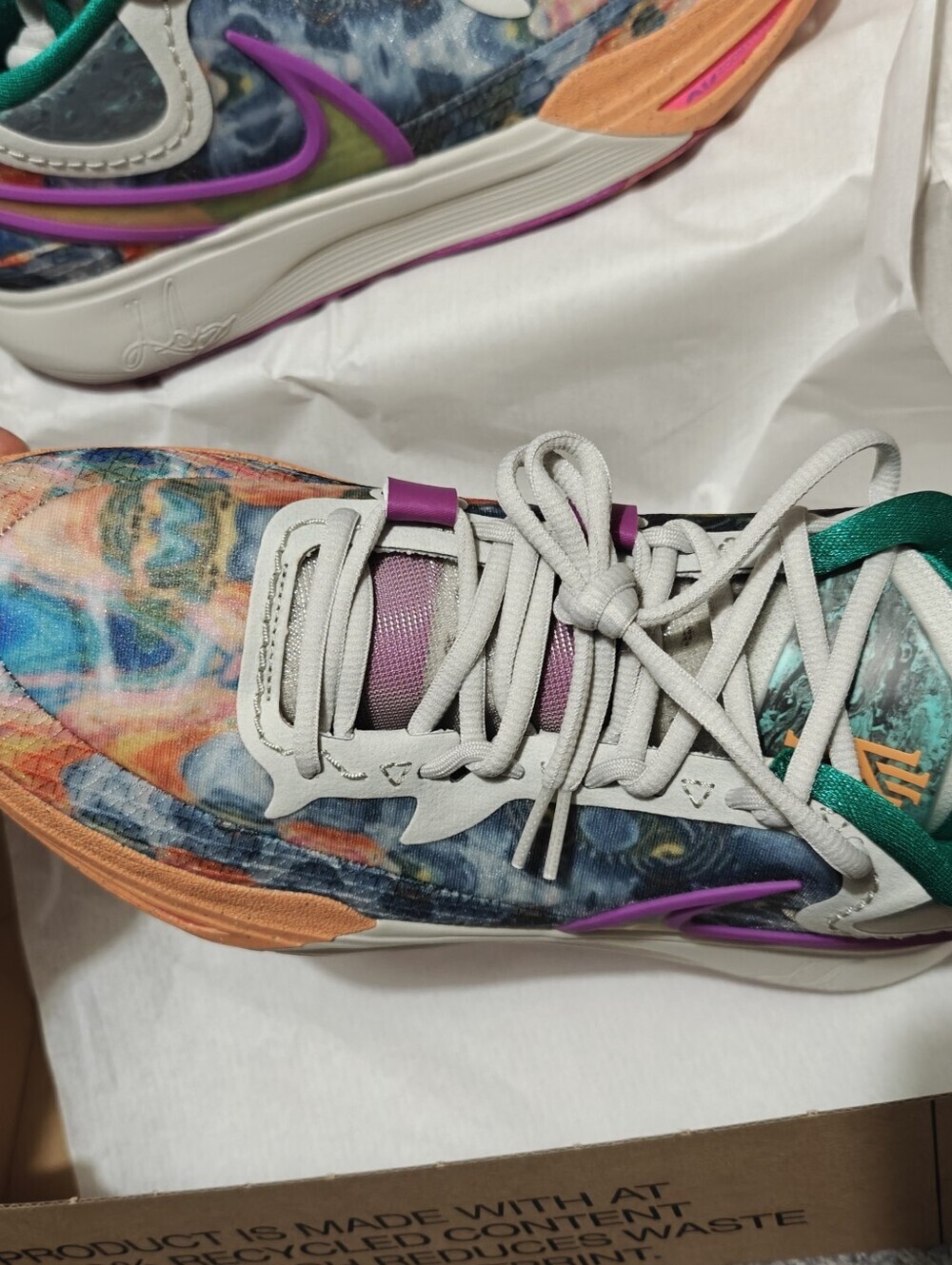 Sold Out Nike Men's 10.5 Kyrie 8 Heat Circle Of Life Light Bone/Yellow Strike - Picture 7 of 8